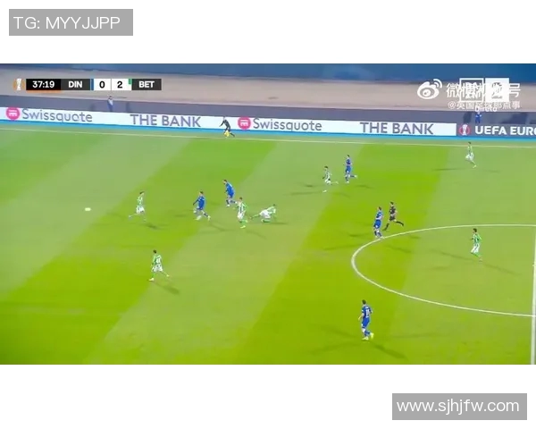 喀山宝石与莫斯迪纳摩的激烈对决揭示足球战术与团队精神的较量