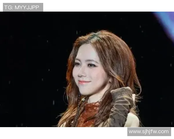 祝铭震的奋斗历程与音乐梦想：从小镇少年到乐坛新星的成长故事