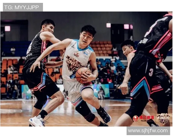 广东与湖北的篮球对决谁能称霸球场成为真正的球王 广东与湖北的篮球对决谁能称霸球场成为真正的球王